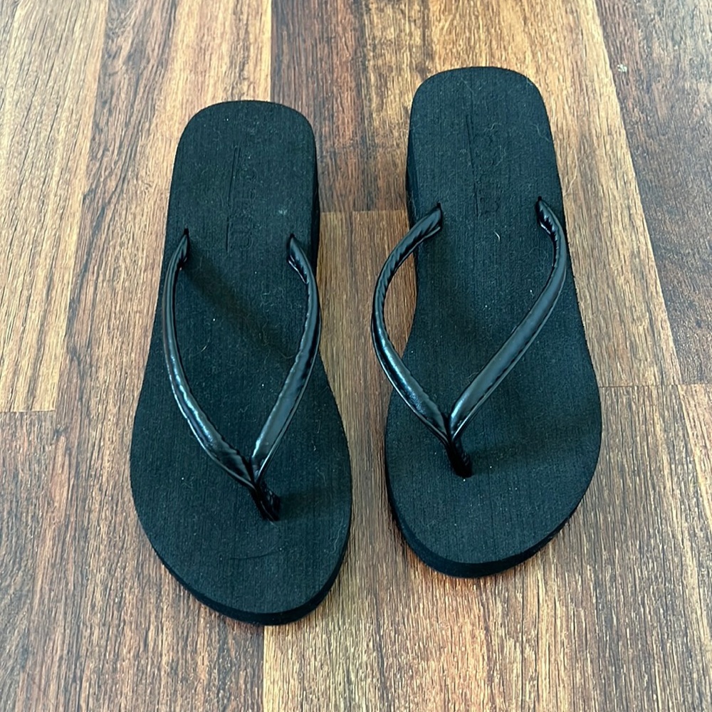 Flip flops